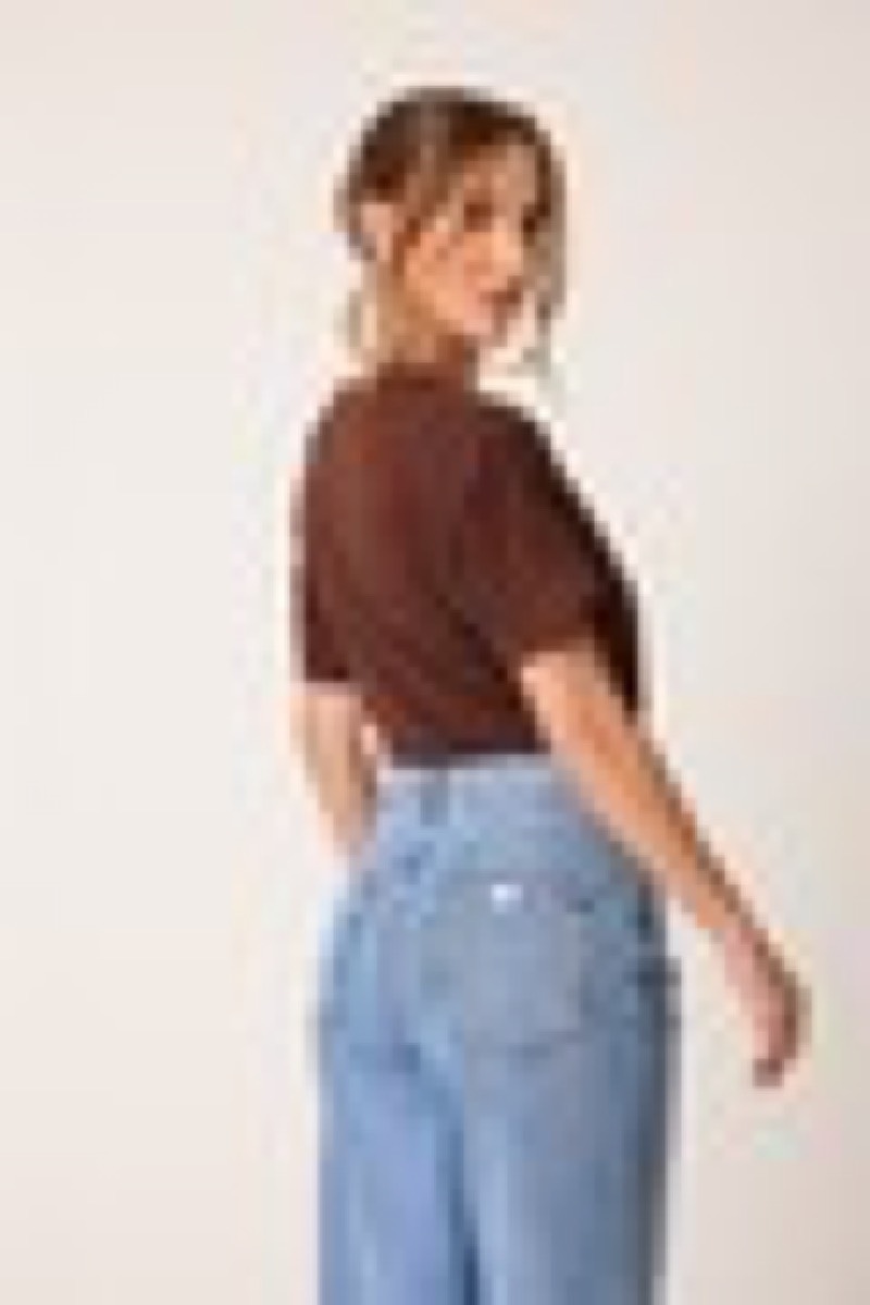 Kit 3 T-Shirts Essenciais em Algodão